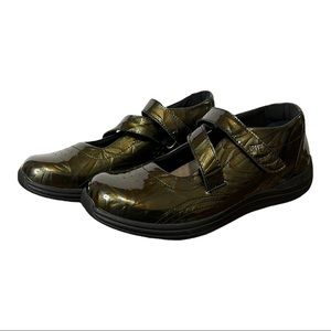 DREW Marbled Green Orchid Cross Strap Mary Jane Comfort Orthotic Shoes 8